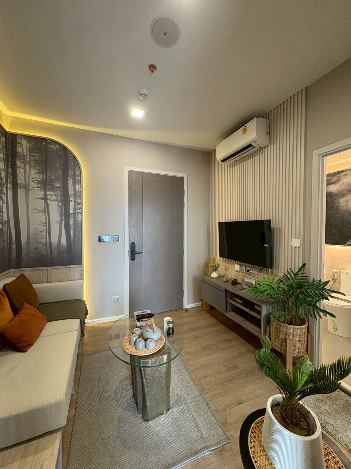 ขายคอนโดรามคำแหง หัวหมาก : 𝗠𝗢𝗗𝗜𝗭 𝗥𝗛𝗬𝗠𝗘 รามคำแหง  1 ห้องนอน 𝟑𝟎 ตรม.เพียง 𝟐.𝟗𝟐 ล้าน* ชั้นสูง วิวโปร่ง สนใจนัดชมโครงการ โทรเลย 088-2389494  คุณพิม 