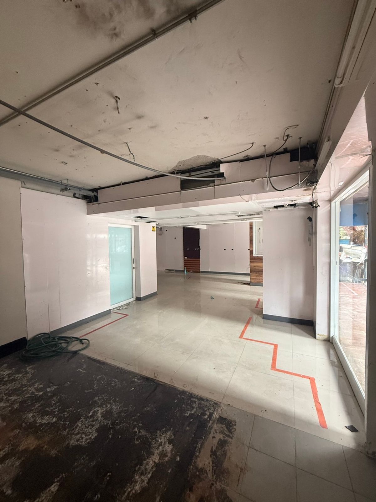 For RentShop HouseSukhumvit, Asoke, Thonglor : Rental area: Sukhumvit 39 (Commercial Building) 70 sqm