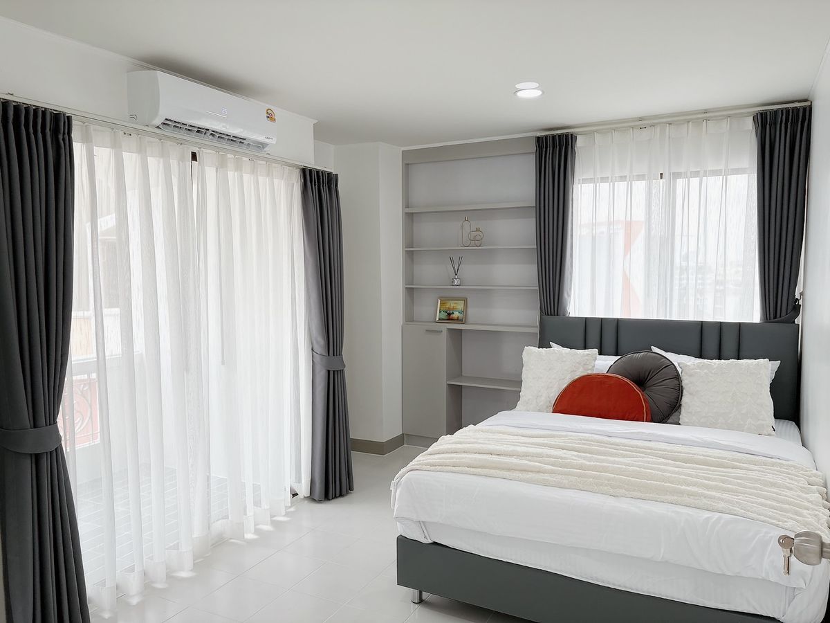 ขายคอนโดรามคำแหง หัวหมาก : 🔖 ห้องใหญ่ 2 ห้องนอน 2 ห้องน้ำ 72 ตารางเมตร พร้อมอยู่ทันที 2.59 ล้าน ถูกที่สุด บดินทร์ สวีท โฮม 🔖