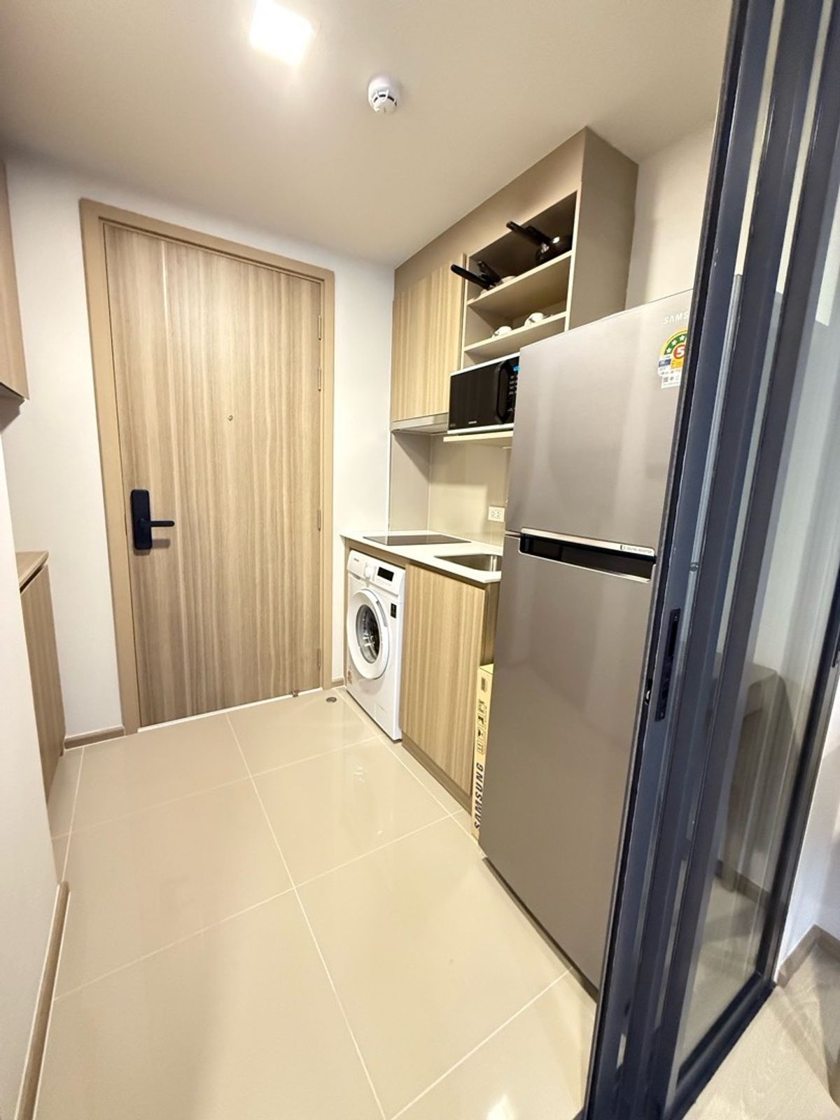 For RentCondoPhuket : Rent The Base Rise Phuket, near Central, good location, Phuket