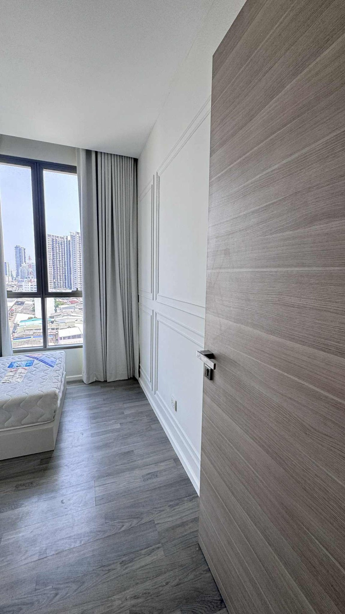 ขายคอนโดสาทร นราธิวาส : The Room Sathorn - St.Louis /  / 2 ห้องนอน 67 ตร.ม. โทร 0937890899