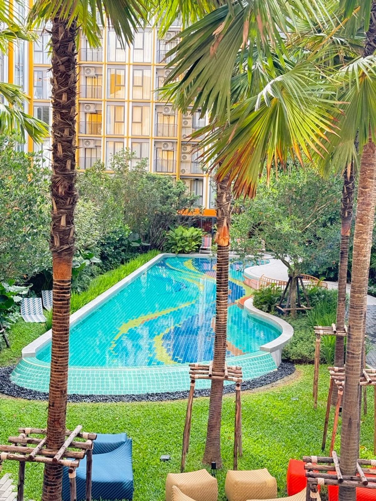 For RentCondoPhuket : Rent The Base Rise Phuket, near Central, good location, Phuket