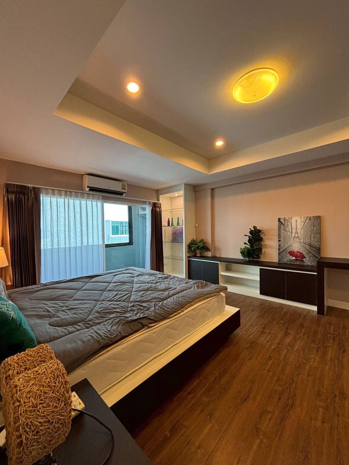 For SaleCondoChiang Mai : ✨ Seven Star Condo for Sale – Jed Yod Area, Chiang Mai 🌟 Tenant Ready to Move In! Start earning from day one!
