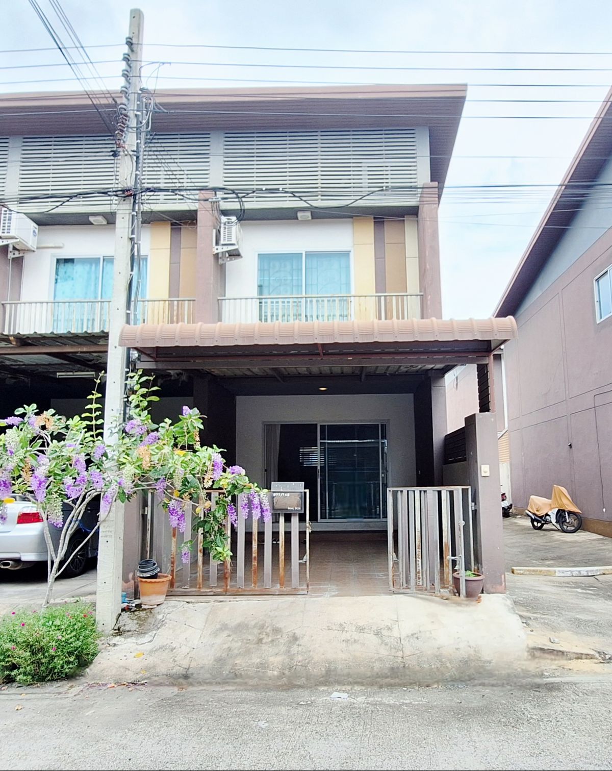 For SaleTownhomeRathburana, Suksawat : Ready to stay, plus 3 air conditioners