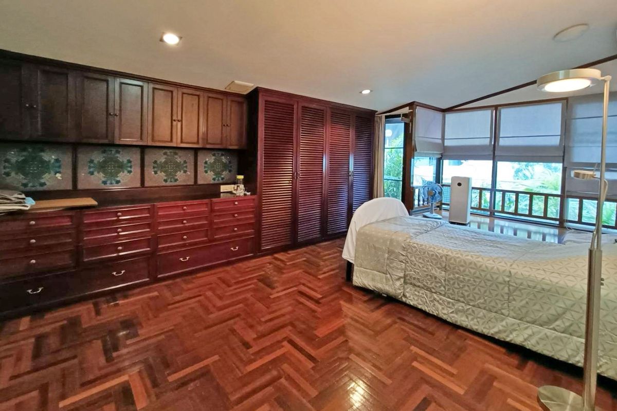 For SaleCondoSukhumvit, Asoke, Thonglor : P0013 Luxurious Condo in the Heart of Premier Condominium Sukhumvit 24