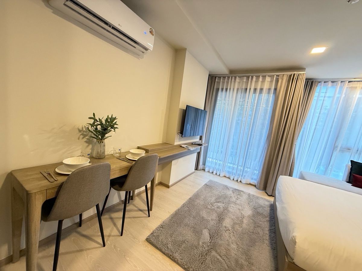 For RentCondoPhuket : Rent The Base Rise Phuket, near Central, good location, Phuket