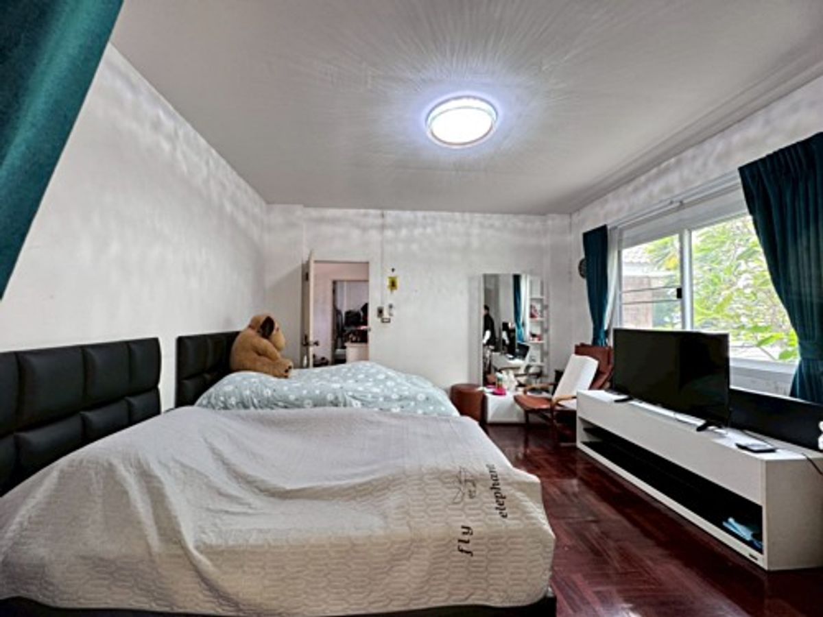 For SaleHouseNawamin, Ramindra : 2 storey detached house for sale, Chaiyapruek Ram Inthra Village A lot of back corner houses (N.1789)