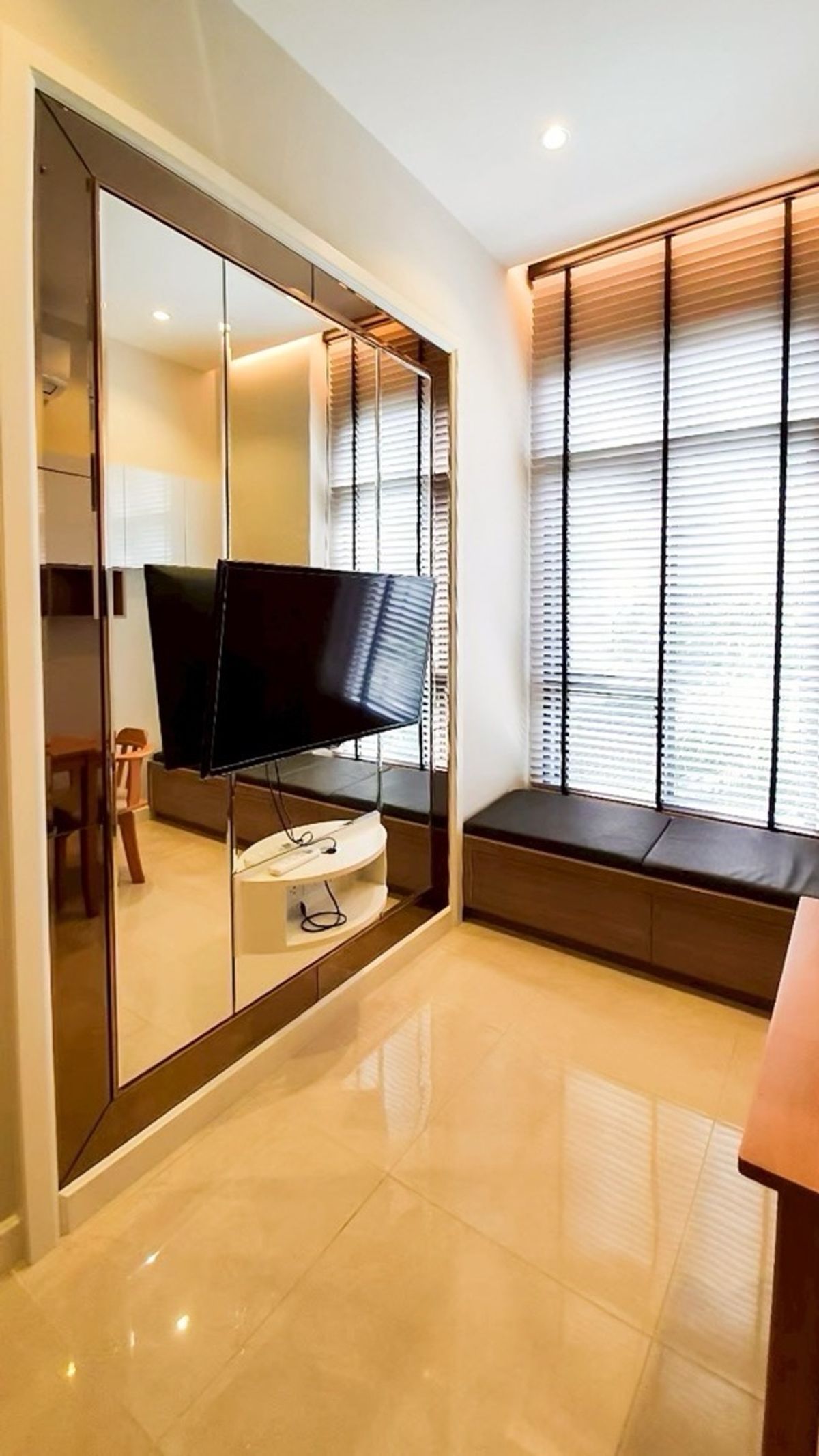 ขายคอนโดอ่อนนุช อุดมสุข : ขายคอนโด Mayfair Place Sukhumvit 50 