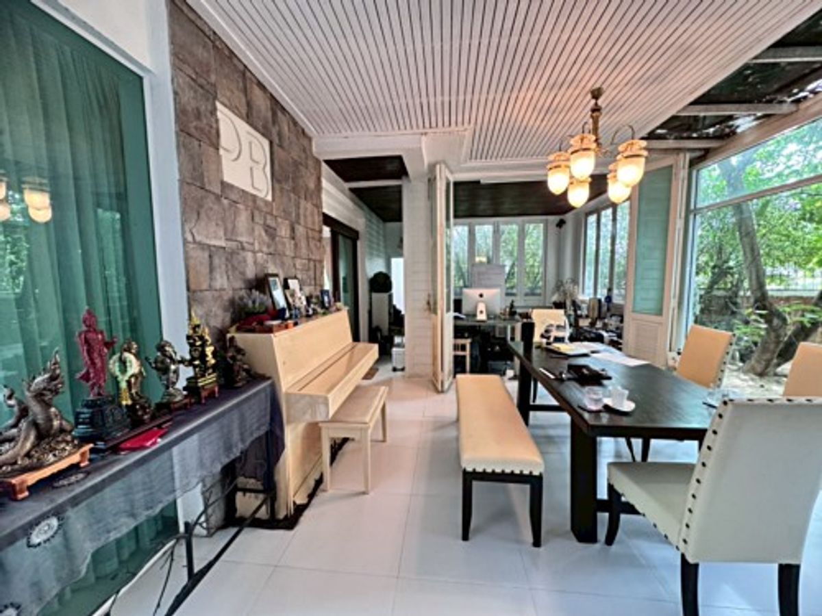 For SaleHouseNawamin, Ramindra : 2 storey detached house for sale, Chaiyapruek Ram Inthra Village A lot of back corner houses (N.1789)