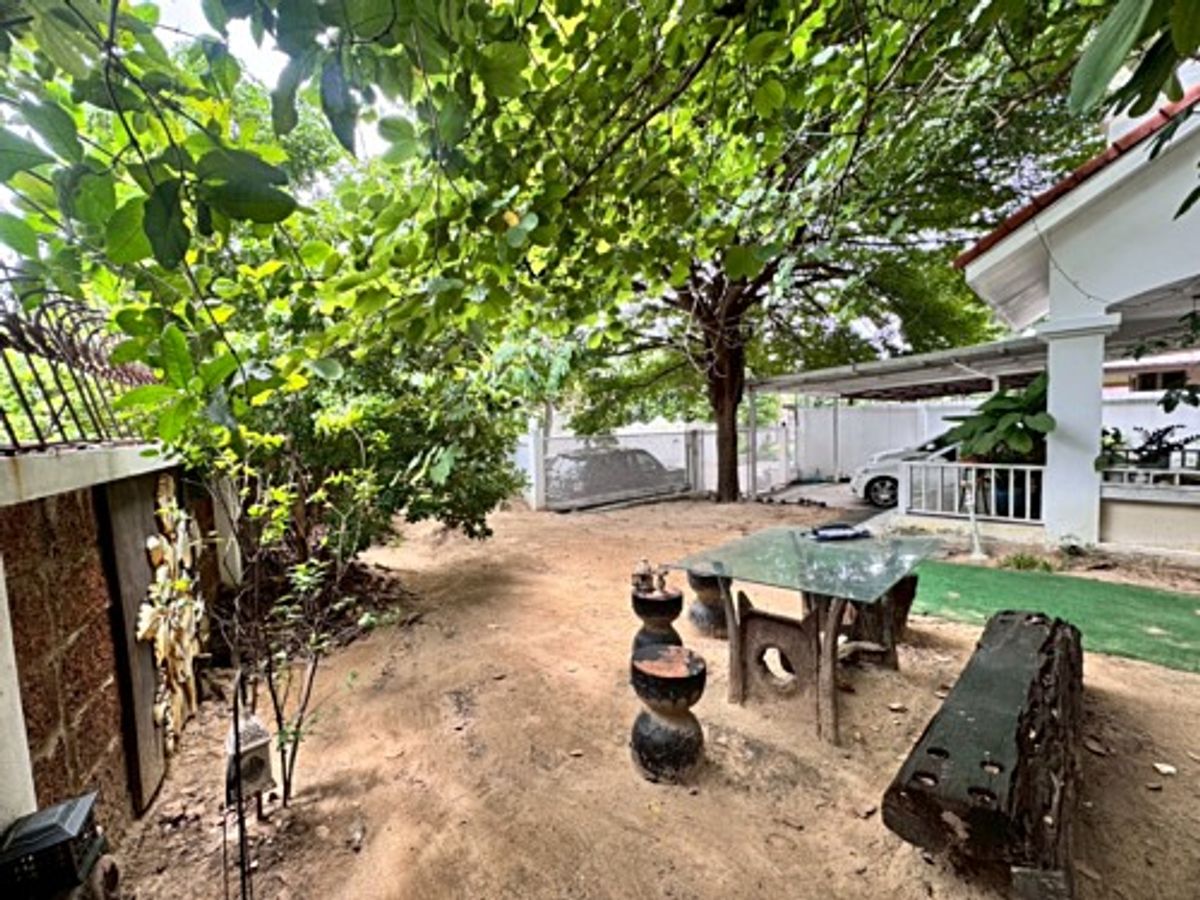 For SaleHouseNawamin, Ramindra : 2 storey detached house for sale, Chaiyapruek Ram Inthra Village A lot of back corner houses (N.1789)