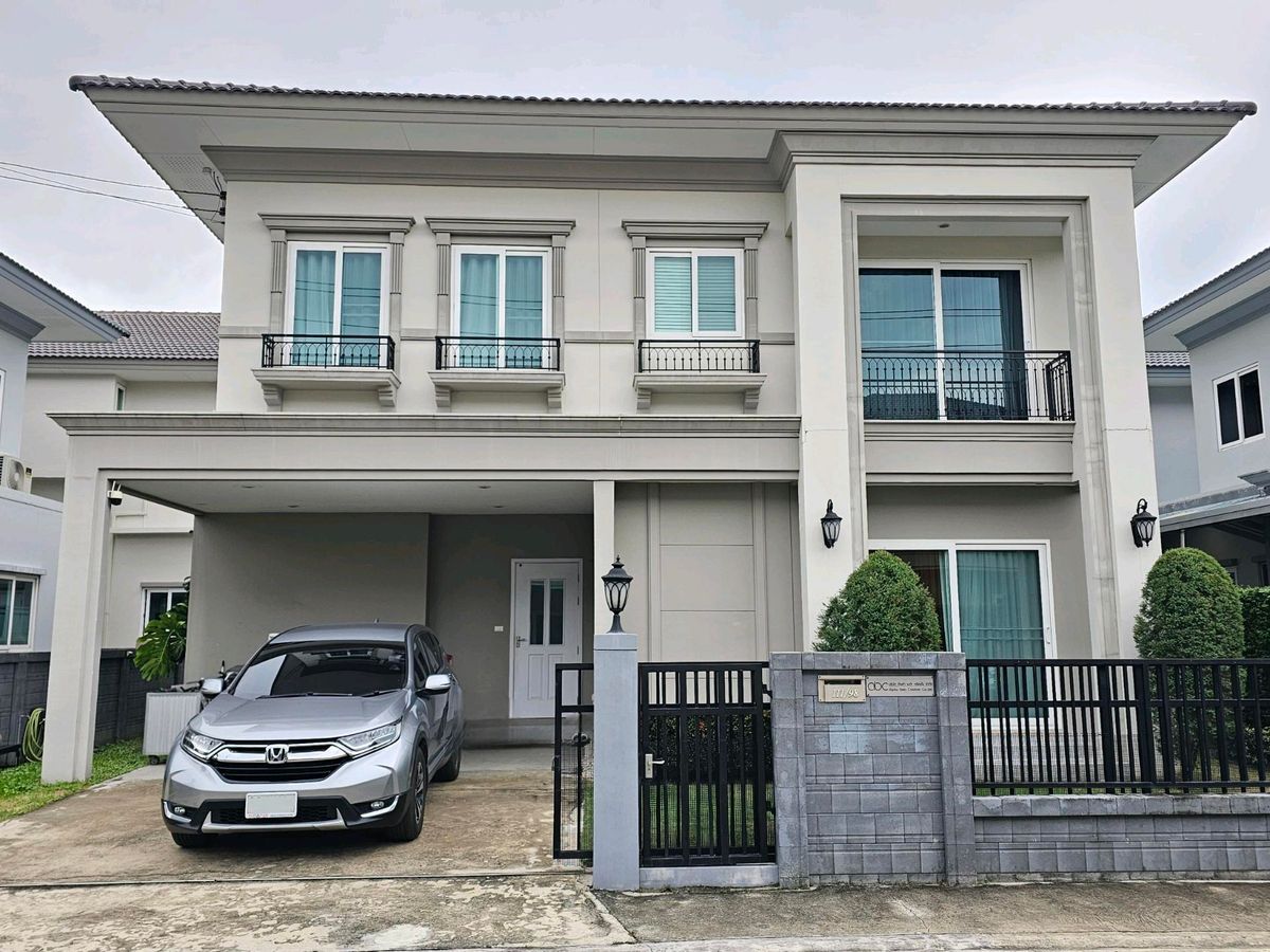 ขายบ้านปทุมธานี รังสิต ธรรมศาสตร์ : ขาย บ้านเดี่ยว 🏡 แกรนดิโอ วิภาวดี-รังสิต 4 นอน 3 น้ำ แต่งสวย พร้อมเข้าอยู่ ☎️ 094-429-7915 (เปิ้ล)
