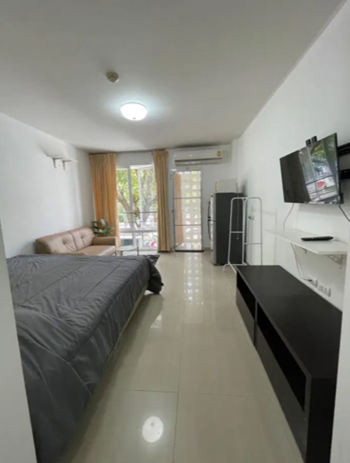 ขายคอนโดพระราม 9 เพชรบุรีตัดใหม่ RCA : 📣 [For Sale] ขายด่วน!! คอนโด i - HOUSE Laguna Garden RCA แต่งครบ สภาพดีมาก ห้องสวย 🔥