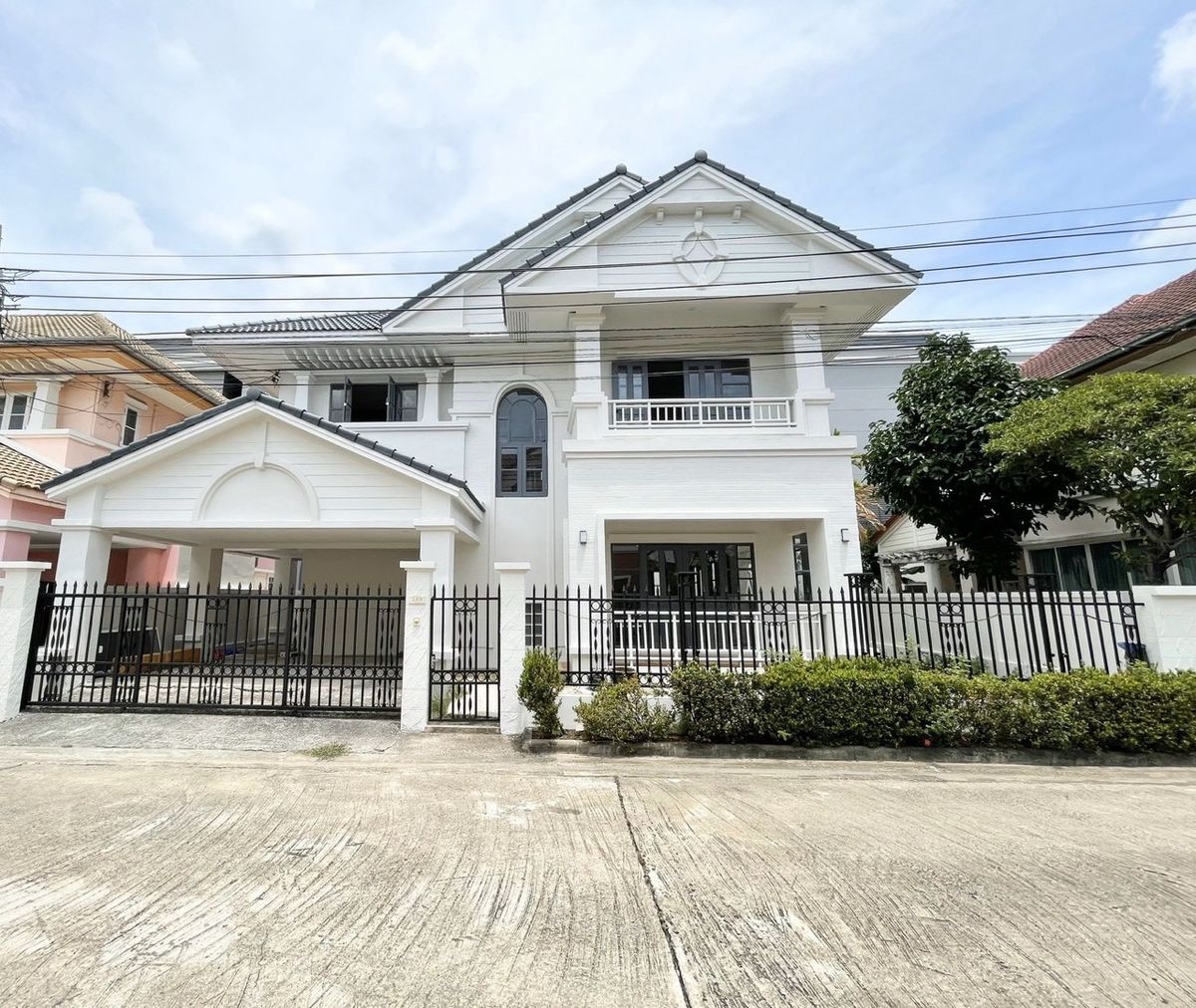 ให้เช่าบ้านพัฒนาการ ศรีนครินทร์ : [ให้เช่า] บ้านเดี่ยว รีโนเวทใหม่ พัฒนาการ 32 - บ้านกรองทอง ใกล้ทองหล่อ 5 กม. เหมาะอยู่อาศัยหรือทำโฮมออฟฟิศ