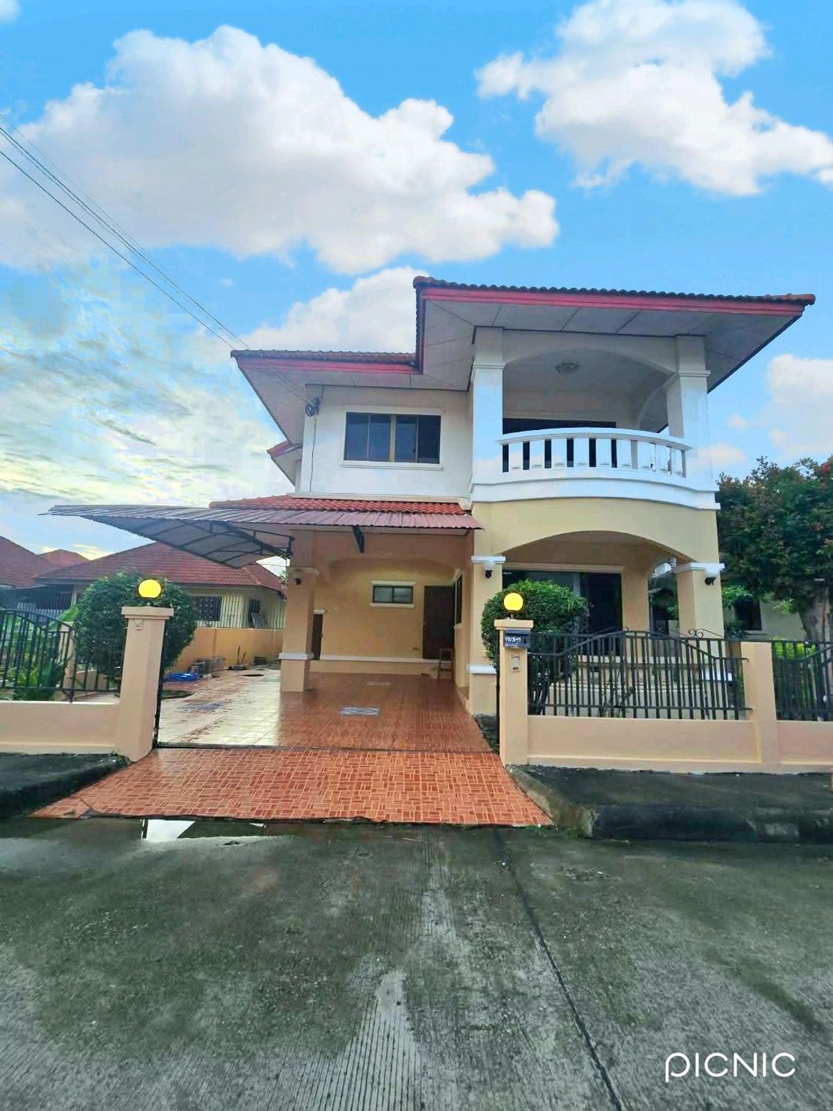 For RentHouseChiang Mai : 🏡 House For Rent near central festival ruamchock mall ,Nis school 17,000 bath