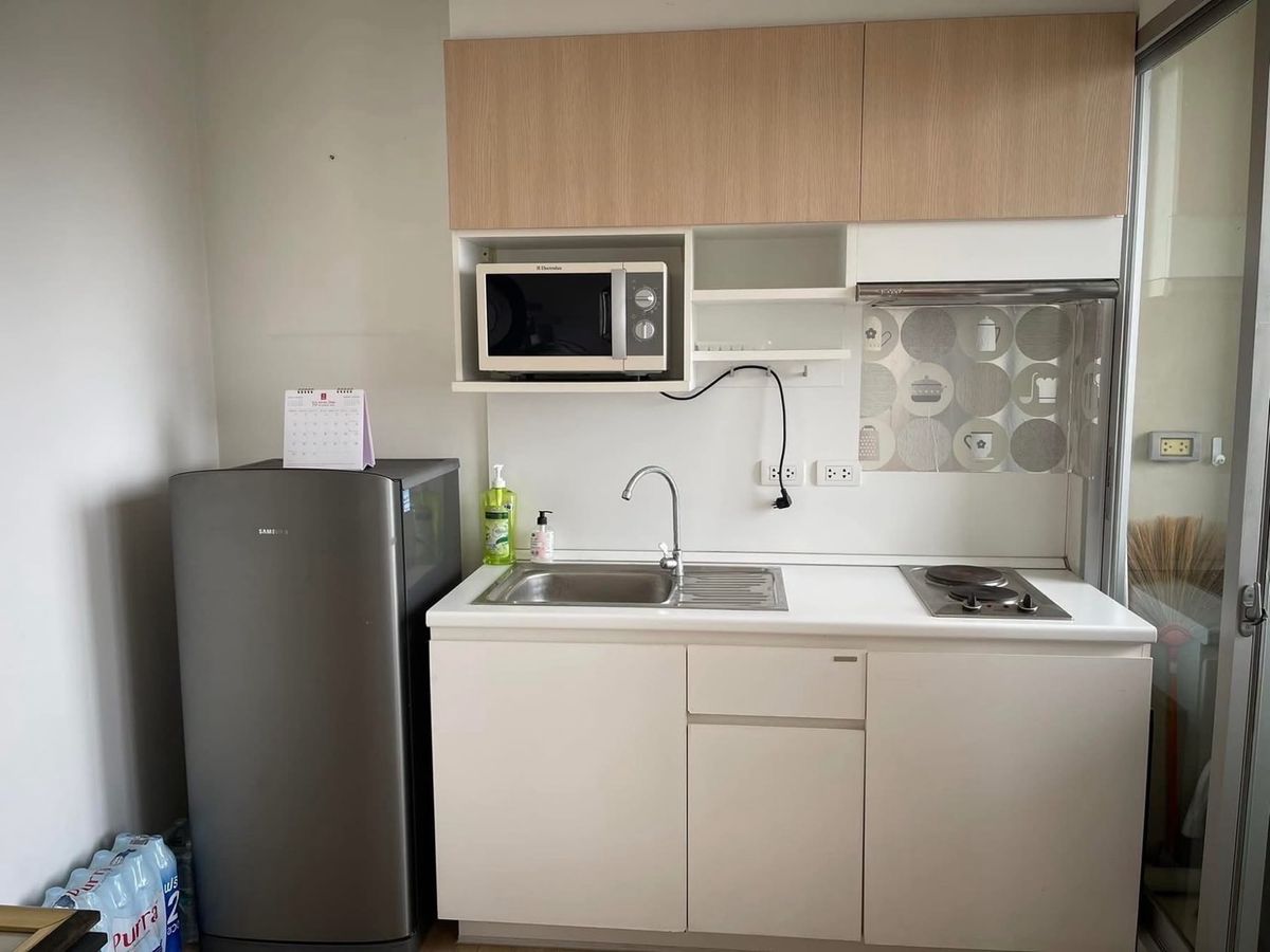 For RentCondoBangna, Bearing, Lasalle : Rent The Parkland Srinakarin Lakeside (The Parkland Srinakarin Lake Side)  🛏️ 1 bedroom 🛁 1 bathroom 🛋️ 1 living room size 36 sqm. Building 1, 19th floor 🌅 Muang view ✨ Price 9,500 baht ✨