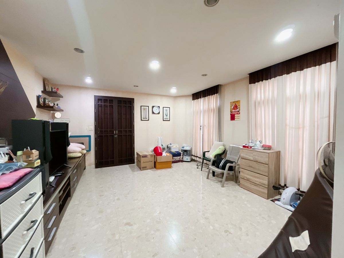 ขายบ้านนวมินทร์ รามอินทรา : ขายบ้านเดี่ยว 72 ตารางวา 6.6 ล้าน ปัญญาอินทรา โทร คุณส้ม 082-874-5666