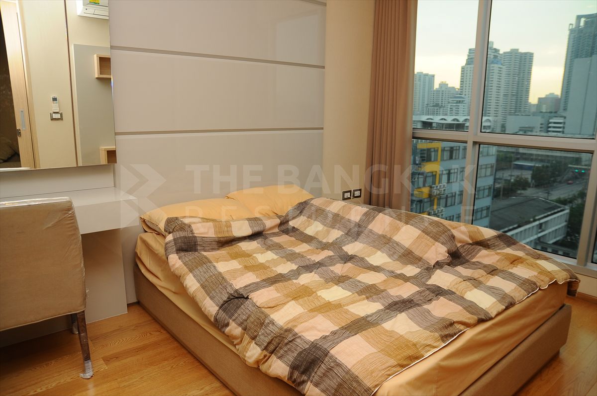 For SaleCondoRama9, Petchburi, RCA :  🎯 Luxuriously Elevated Unit 🎯The Address Asoke near MRT Phetchaburi Station 