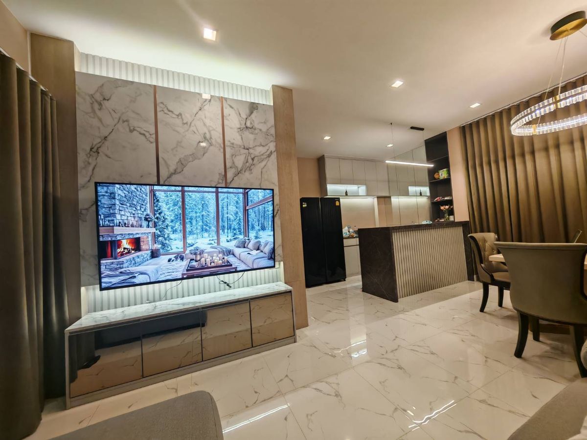 For RentHouseBangna, Bearing, Lasalle : Rent a luxury house, 2-story house, Bangkok Boulevard Srinakarin-Bang Na Near BTS, Suvarnabhumi Airport, Inter, Mega Bangna
