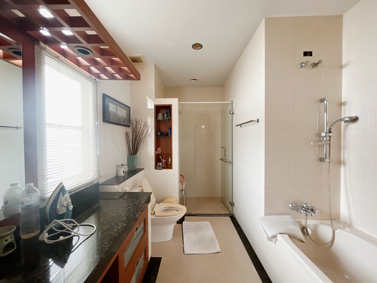 ขายบ้านนวมินทร์ รามอินทรา : ขายบ้านเดี่ยว 72 ตารางวา 6.6 ล้าน ปัญญาอินทรา โทร คุณส้ม 082-874-5666