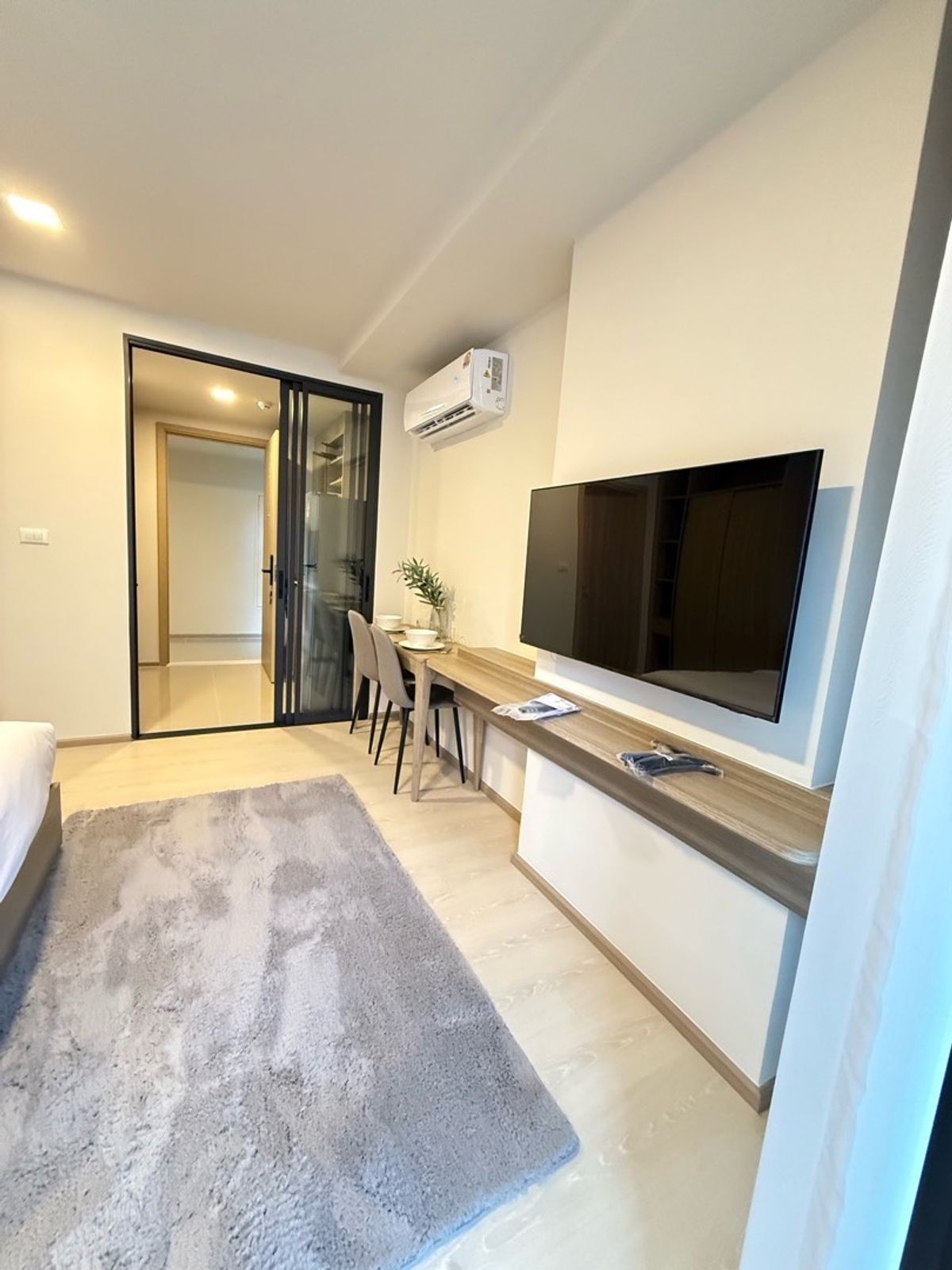 For RentCondoPhuket : Rent The Base Rise Phuket, near Central, good location, Phuket