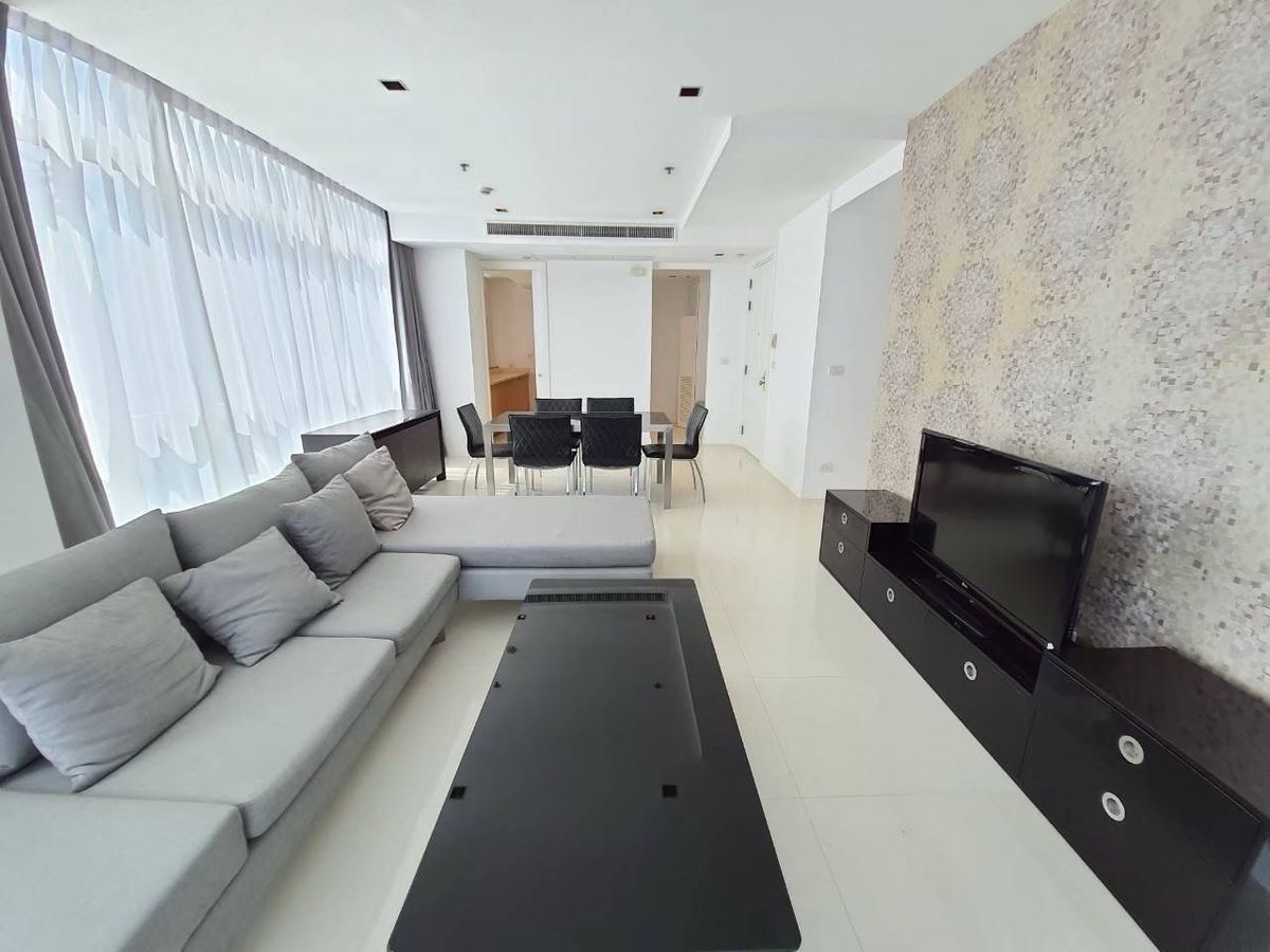 ให้เช่าคอนโดวิทยุ ชิดลม หลังสวน : 🌸📢For rent Athenee Residence
2 bedroom 2 bathroom co-agent welcome