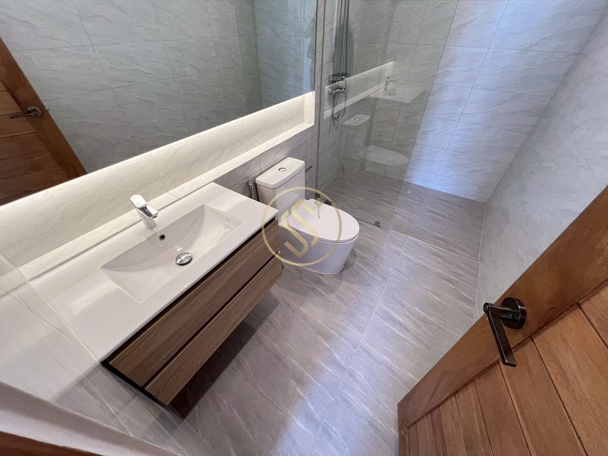 For SaleHouseAri,Anusaowaree : 3 -storey detached house for sale. Lay Ari Pradiphat, a new built house, ready to live in a good location, excellent function, ultimate utility space.