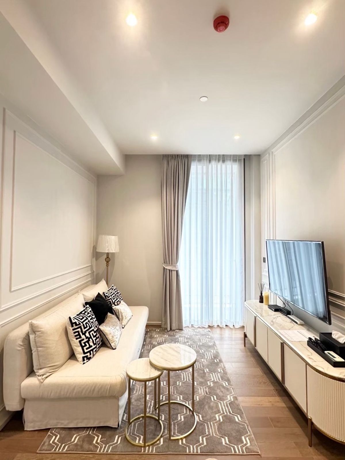 ให้เช่าคอนโดวิทยุ ชิดลม หลังสวน : For Rent 1 Bedroom BTS Chidlom