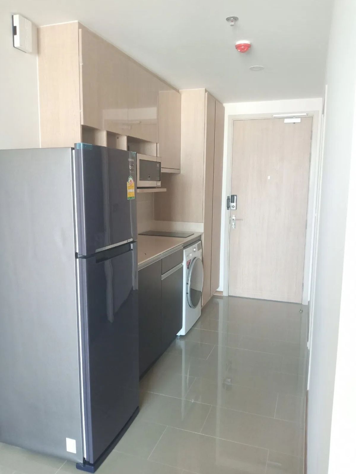 ขายคอนโดราชเทวี พญาไท : Q Chidlom 45 sq.m. Eng 中 日 Please add LINE ID @806qphgn o8415o5483