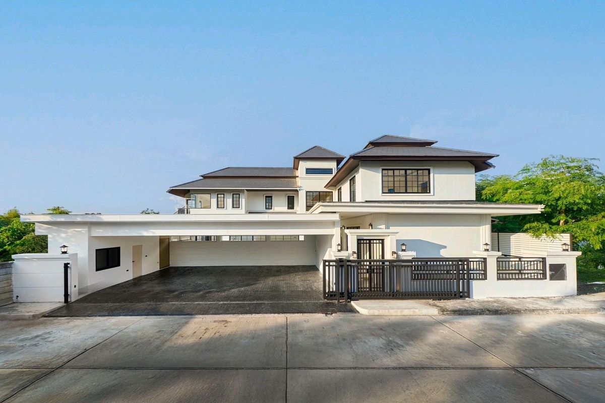 ขายบ้านเชียงใหม่ : 🏡 Pool Villa For Sale near central festival ruamchock mall 24.9 M
