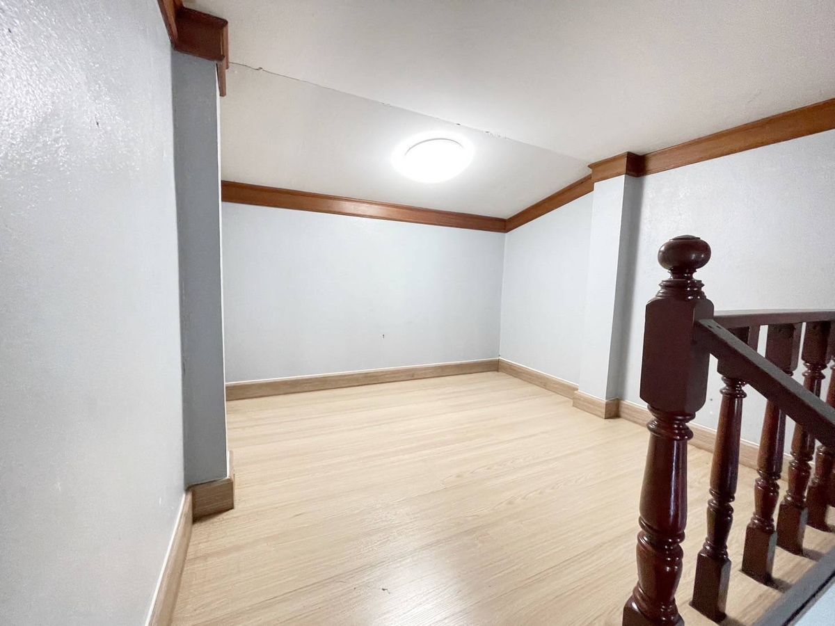 For SaleHouseVipawadee, Don Mueang, Lak Si : 2 storey detached house for sale Soi Wat Wevanaram 18, after the corner of 98.5 square wah, 3 bedrooms, Songprapha Road, Thung Song Hong Subdistrict, Don Mueang District, Bangkok