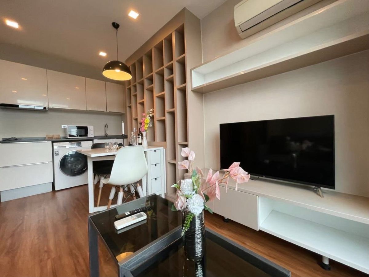 For RentCondoSukhumvit, Asoke, Thonglor : 🔥HOT🔥 Condo for The Ace Ekkamai only 15,000 baht/month | Talu to Thonglor is very convenient‼ ️