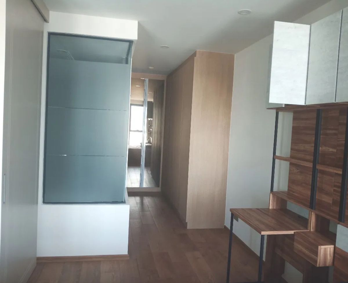 ขายคอนโดราชเทวี พญาไท : Q Chidlom 45 sq.m. Eng 中 日 Please add LINE ID @806qphgn o8415o5483