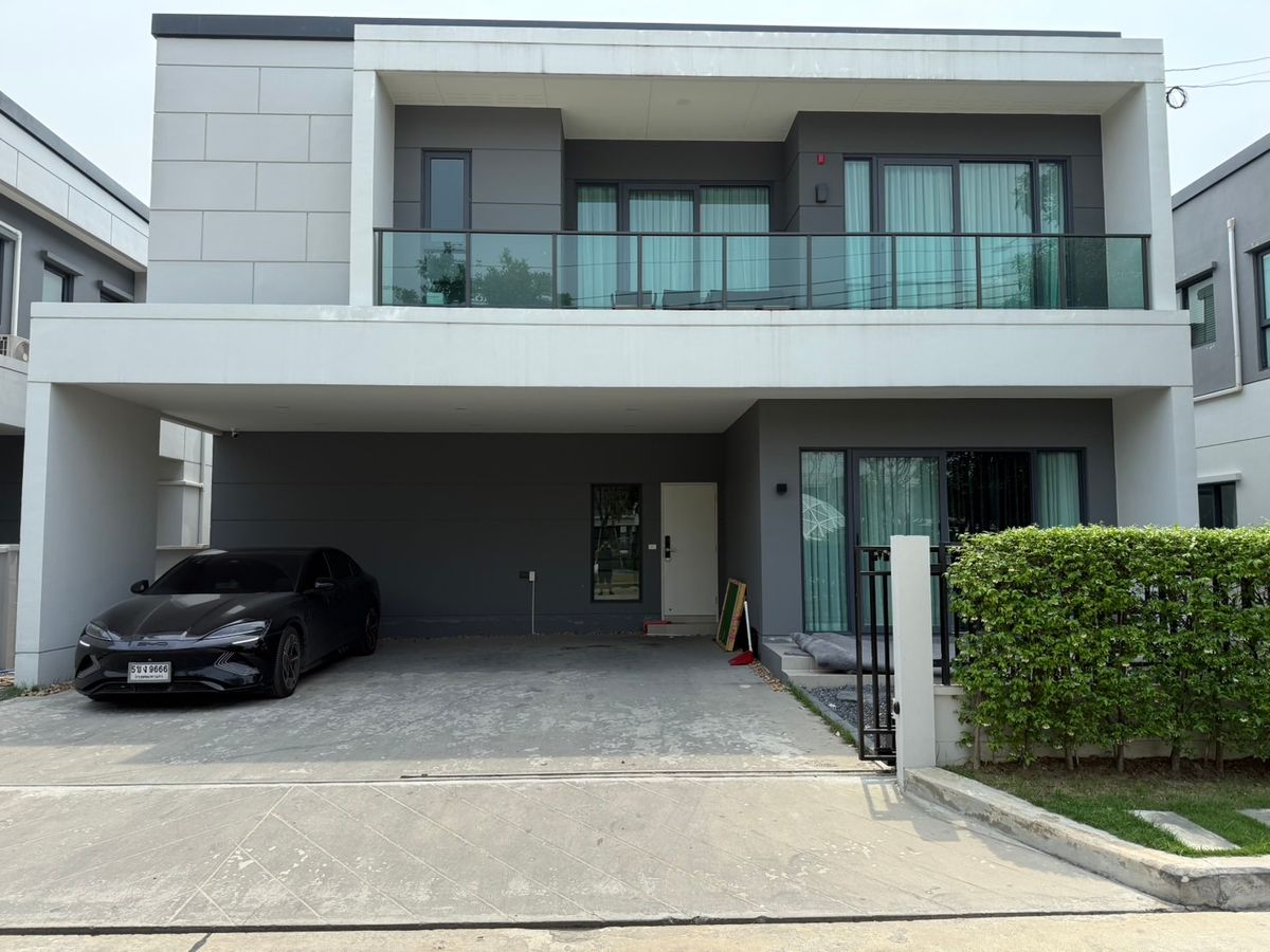 For RentHouseBangna, Bearing, Lasalle : Rent a single house, Centro Bangna, size 60 sq.w., decorated with luxury 🟥@rdsluxury