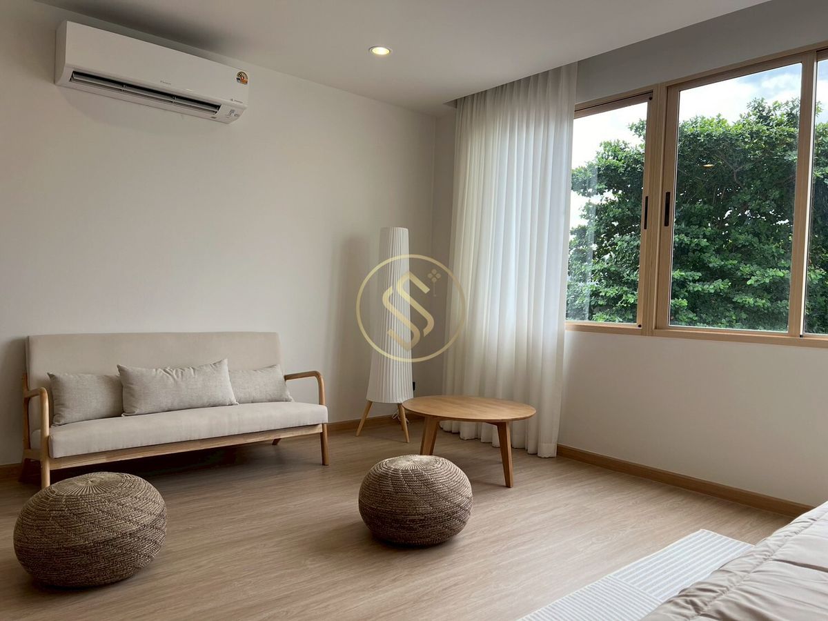 For SaleHouseAri,Anusaowaree : 3 -storey detached house for sale. Lay Ari Pradiphat, a new built house, ready to live in a good location, excellent function, ultimate utility space.