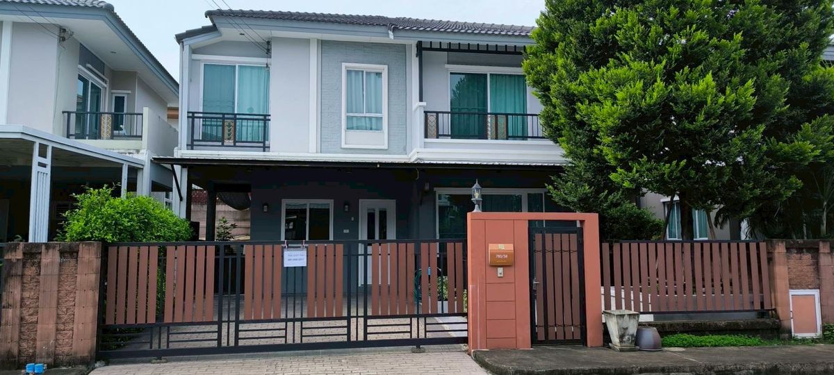 For RentHousePattanakan, Srinakarin : For Rent Detached House Passorn Prestige Luxe Pattanakarn 38 (Pet has own room!)