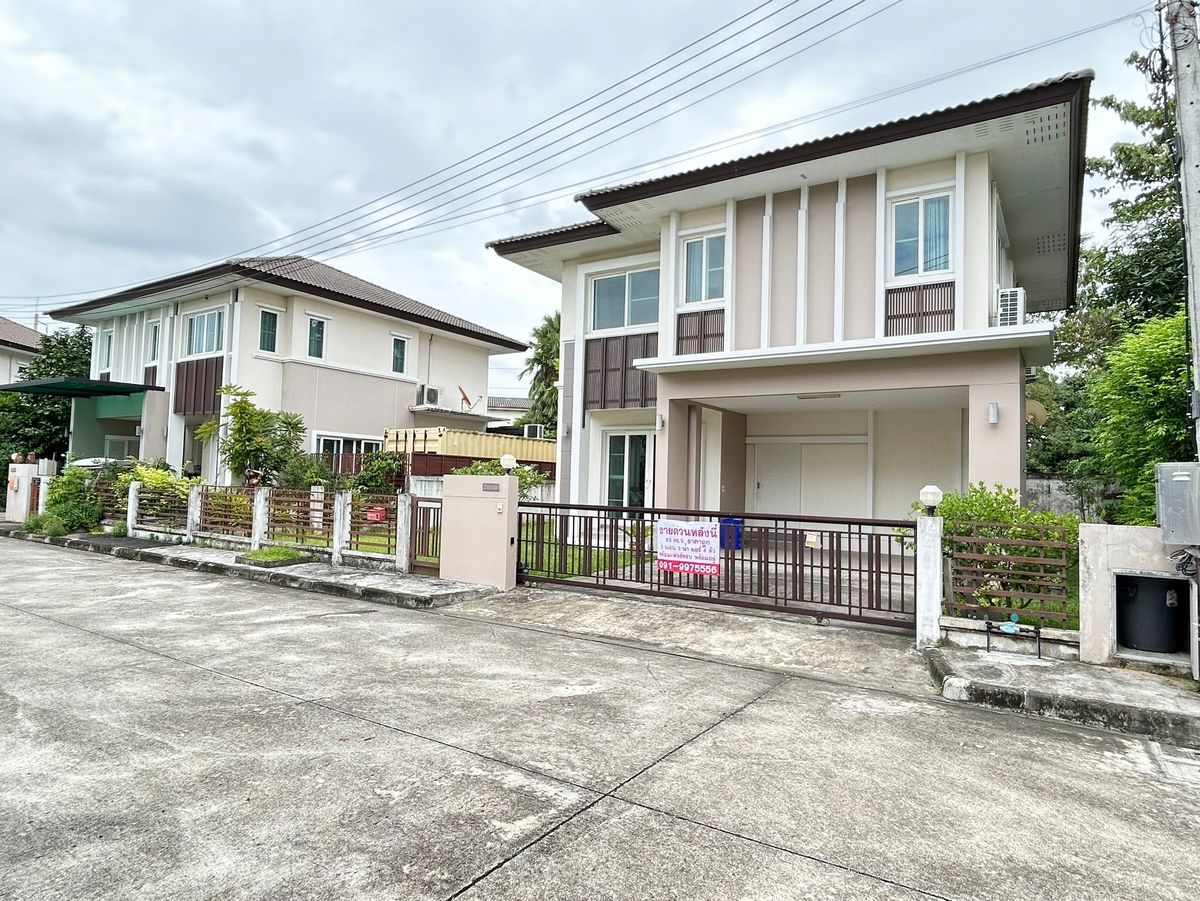 For SaleHouseChiang Mai : Sale/Rent 2-storey detached house, The Grand Village, San Sai, Chiang Mai,Beautiful house, Modern Contemporary style, beautifully decorated, ready to move in, fully furnished