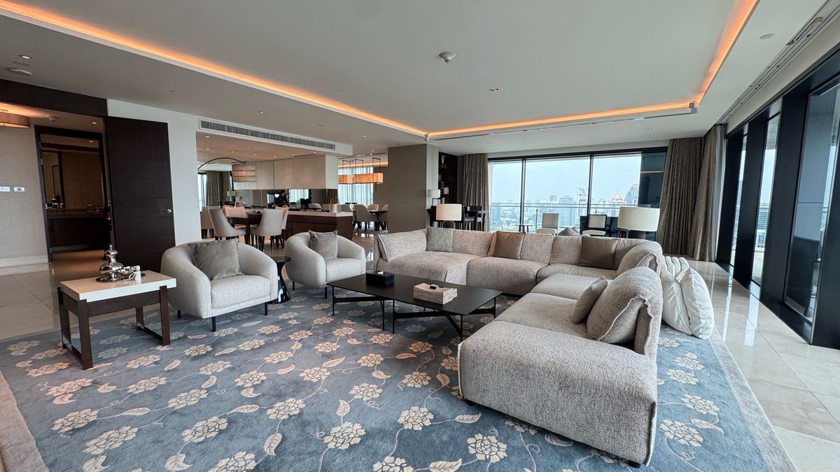 ให้เช่าคอนโดวิทยุ ชิดลม หลังสวน : The St. Regis Residences I Rental Luxury Penthouse at Lumphini in Bangkok