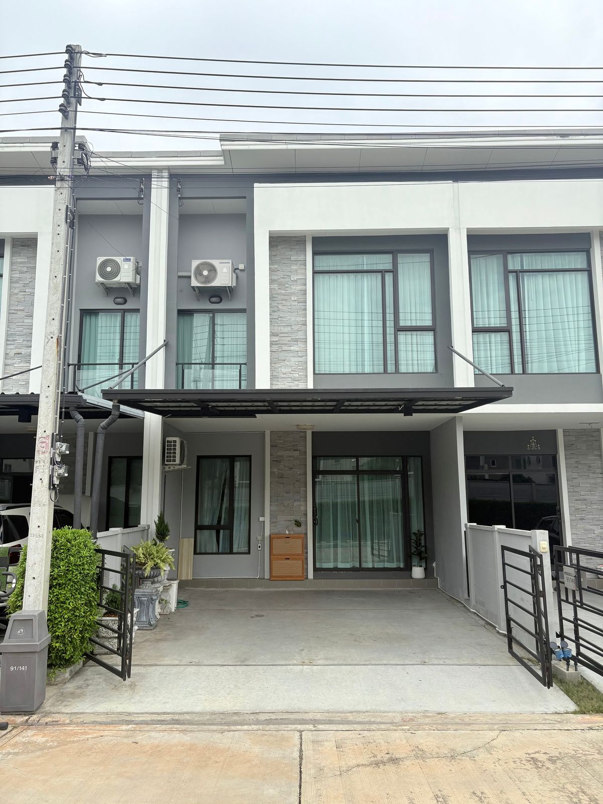 For RentHousePathum Thani,Rangsit, Thammasat : Townhome for Rent Grand Pleino, Phahonyothin, Rangsit, near Bangkok University