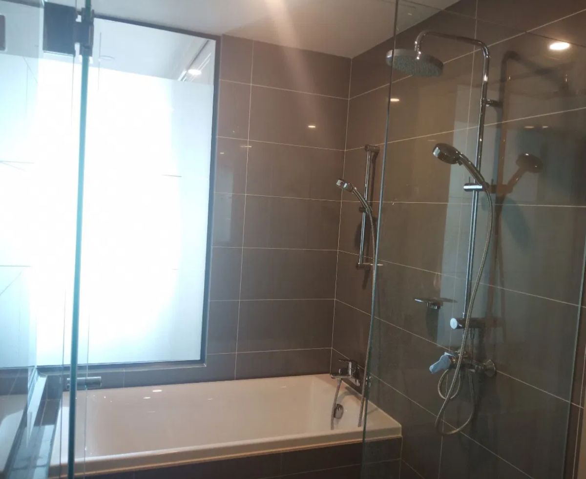 ขายคอนโดราชเทวี พญาไท : Q Chidlom 45 sq.m. Eng 中 日 Please add LINE ID @806qphgn o8415o5483