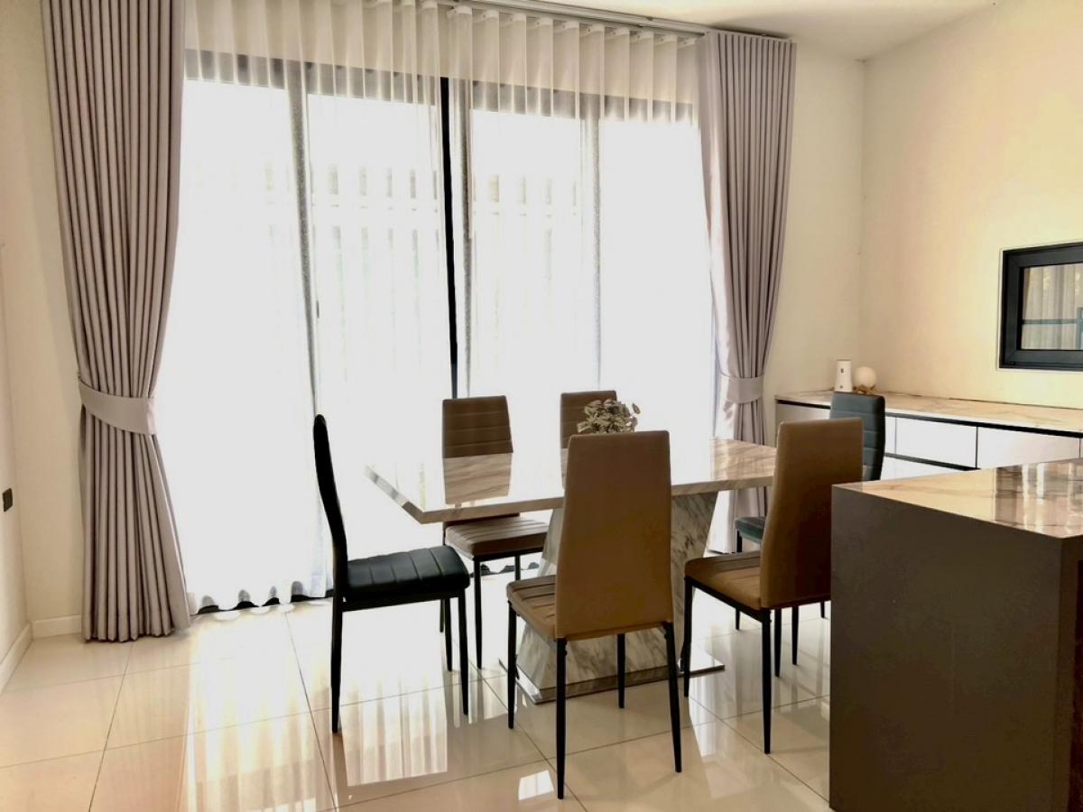 ขายบ้านบางนา แบริ่ง ลาซาล : ขายบ้านแกรนด์บริทาเนีย บางนา กม.12 หลังมุม ต้นโครงการ 4ห้องนอน 6ห้องน้ำ