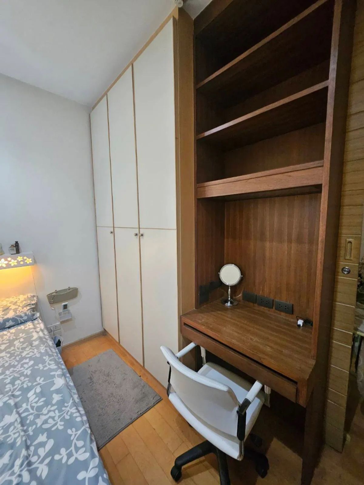 ให้เช่าคอนโดราชเทวี พญาไท :  Villa Ratchataewee Eng 中 日 Please add LINE ID @806qphgn o8415o5483