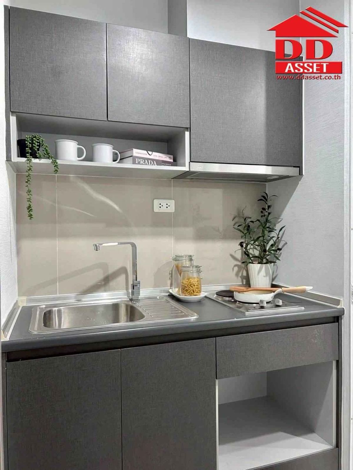 For SaleCondoRama9, Petchburi, RCA : The Base Rama9-Ramkhamhaeeng condo (The Base