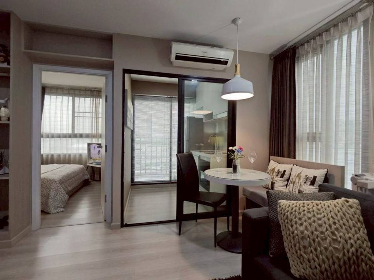 For SaleCondoRattanathibet, Sanambinna : Skyline Rattanathibet condo for sale, 6th floor, corner room, size 32 square meters Nonthaburi Province