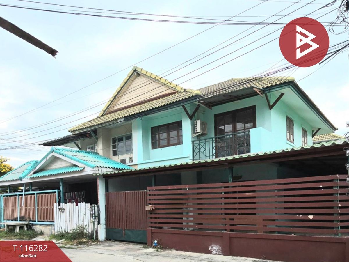 For SaleTownhomeSamut Prakan,Samrong : Townhouse for sale Pruksa Village 15, Bang Phli-Samut Prakan, ready