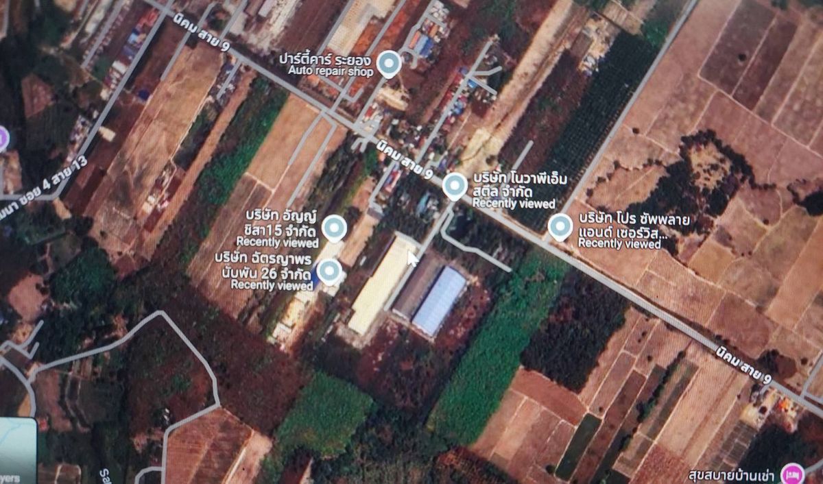 ขายที่ดินระยอง : ขายที่ดินระยอง ติดถนนนิคม สาย 9 ต.มาบข่า อ.นิคมพัฒนา ระยอง ตรงข้าม บจ.โปร ซัพพลาย หน้ากว้าง 98 ม. ลึก 477 ม.เนื้อที่รวม 31-2-52.3 ไร่ ราคา 75.914 ลบ.*