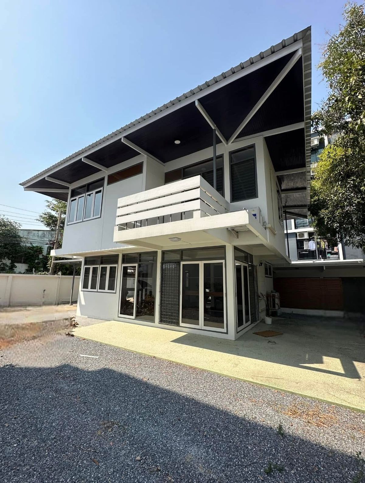 ให้เช่าบ้านอ่อนนุช อุดมสุข : ปล่อยเช่า บ้านเดี่ยว สุขุมวิท 60/1 ใกล้ BTS บางจาก 280ม. พื้นที่156 ตาราง วา (624 ตารางเมตร)  4 ห้องนอน