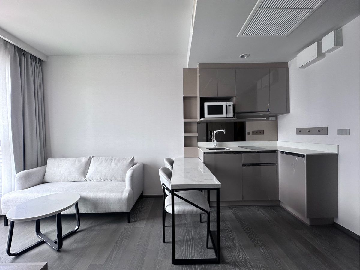 For SaleCondoKhlongtoei, Kluaynamthai : COCO PARC, a new condo, decorated 0 meters, MRT Khlong Toei, free, transfer day, transfer date
