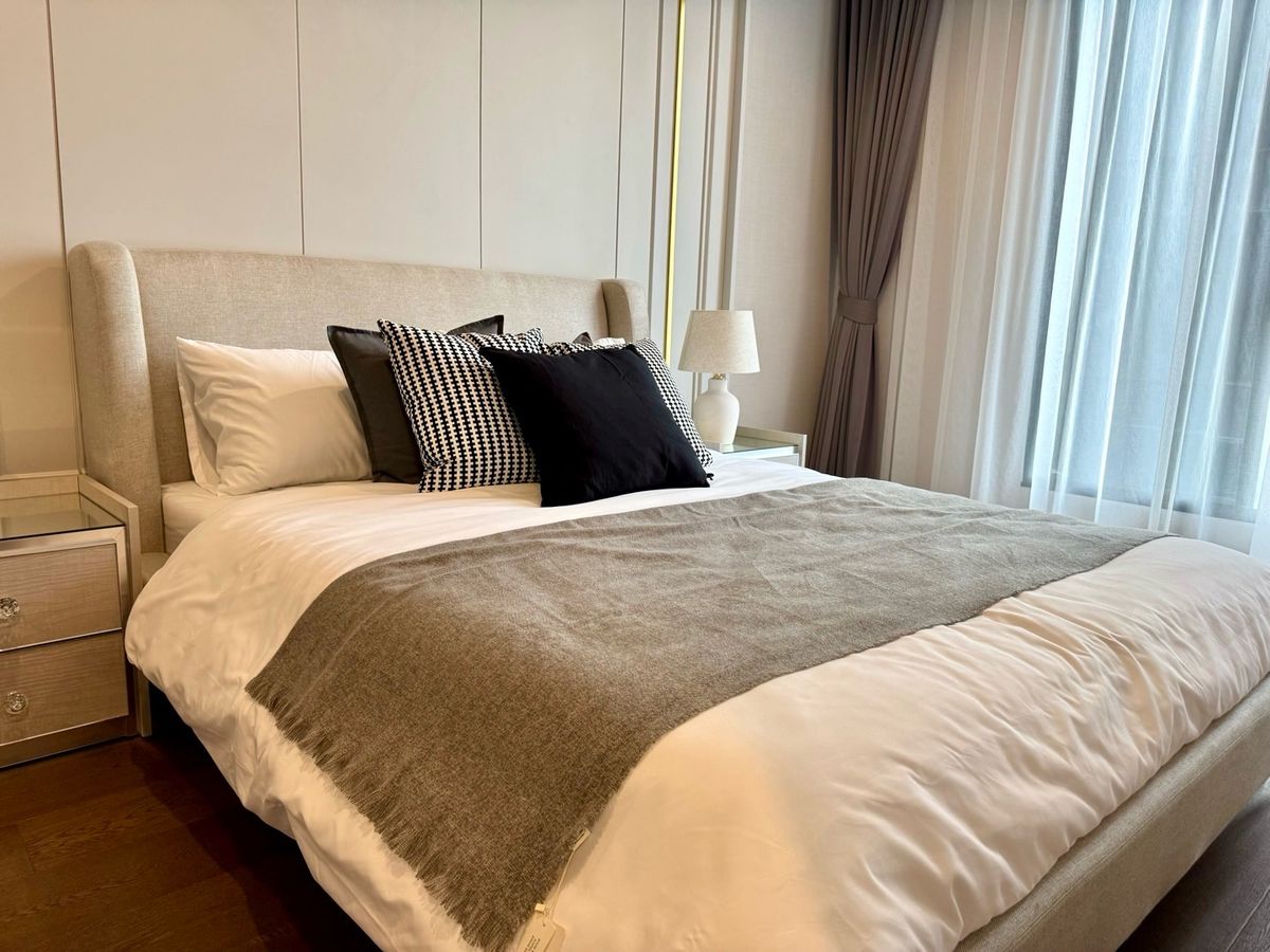 For RentCondoSukhumvit, Asoke, Thonglor : Ready to Move Now! New Room Fully Decorated Please Call 0946503223