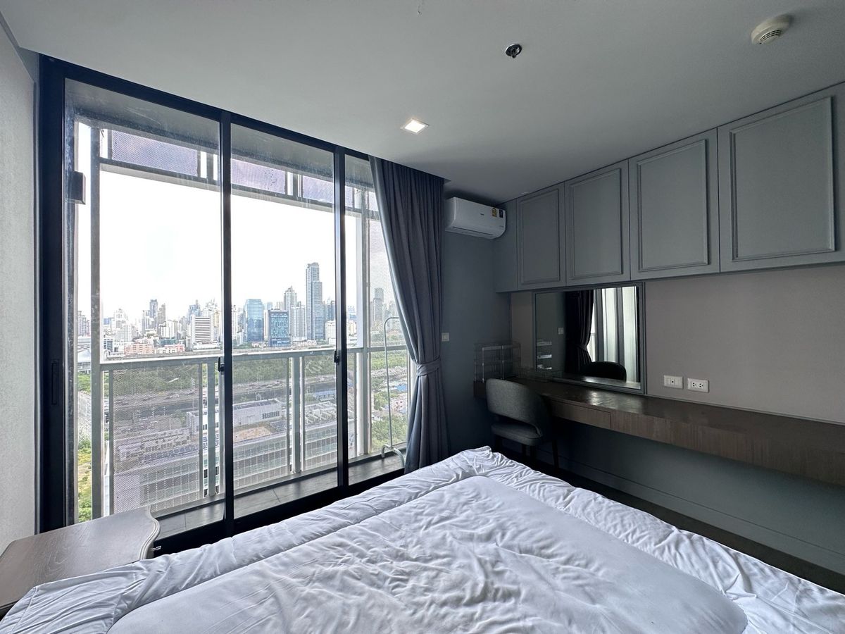 For RentCondoRama9, Petchburi, RCA : A SPACE ID Asok Ratchada is available. Add LINE @Rentcondo 💖✨