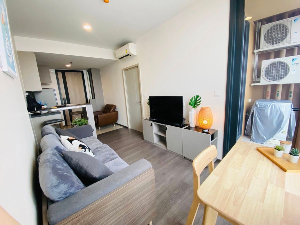 For RentCondoSukhumvit, Asoke, Thonglor : Rent OKA HAUS. Price 22,000 baht.